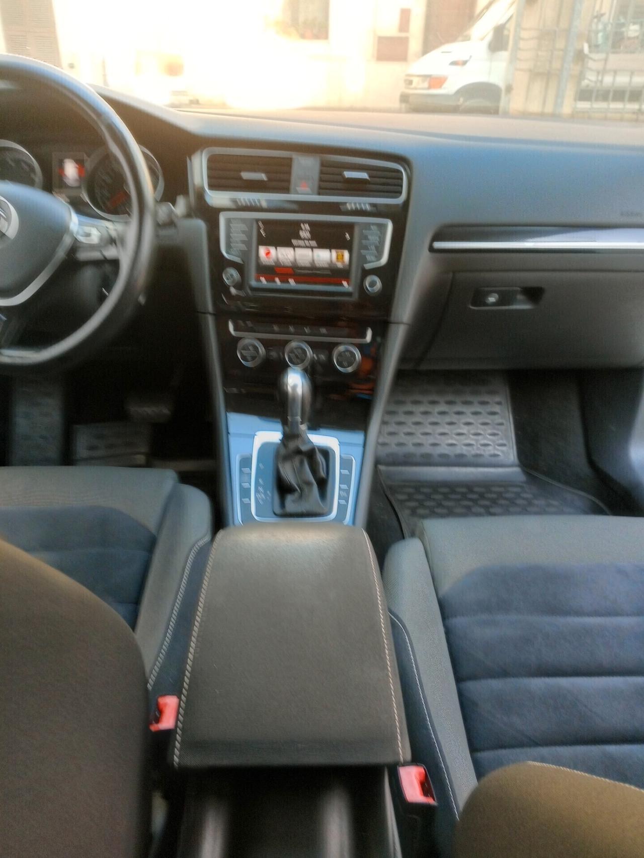 Volkswagen Golf 1.4 TGI DSG 5p. Executive BlueMotion