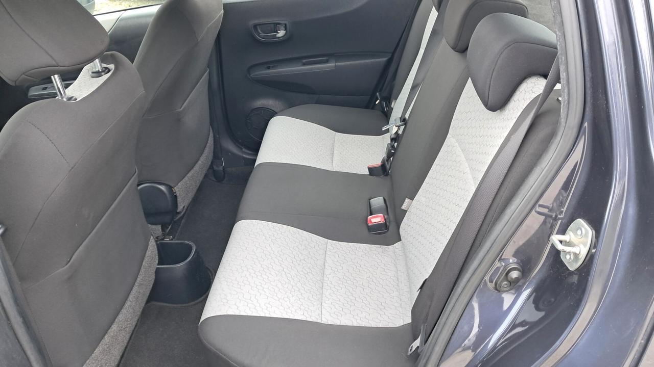 Toyota Yaris 1.3 5 porte Lounge Gpl