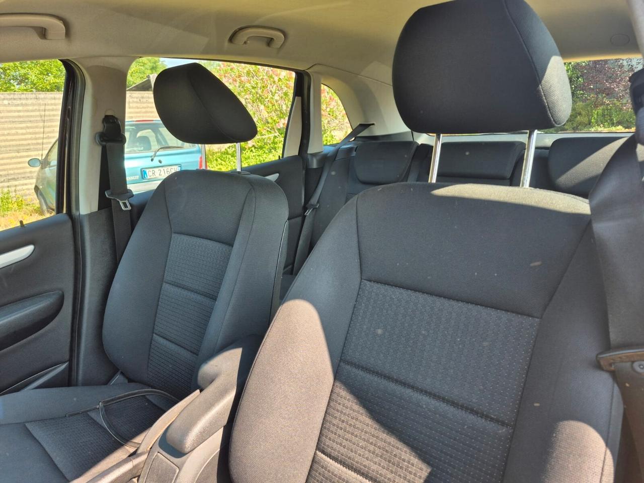 Mercedes-benz B 180 CDI ADATTA NEOPATENTATI