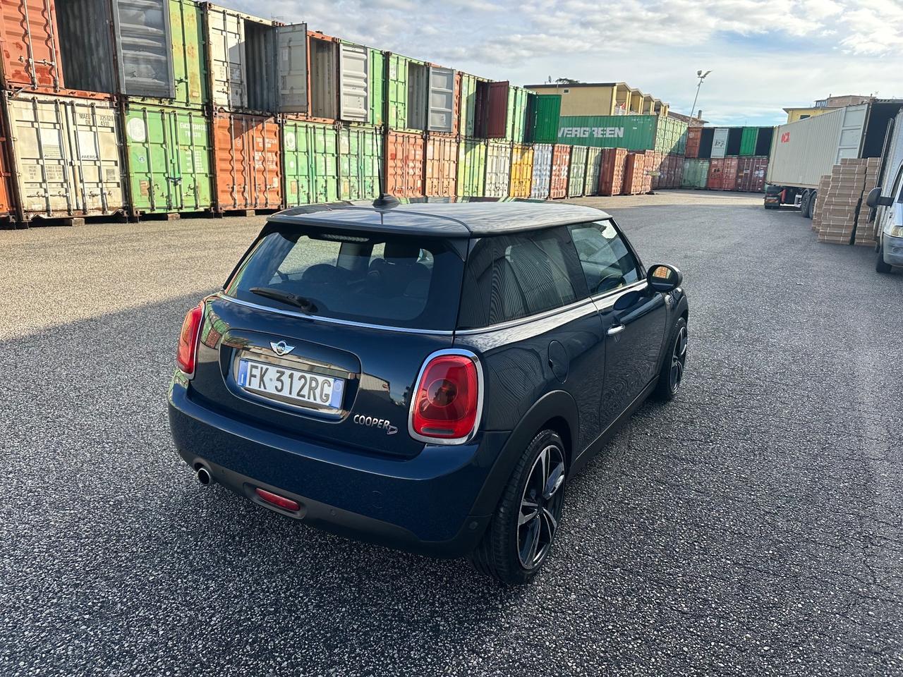 Mini 1.5 Cooper D 3 pt autom 7