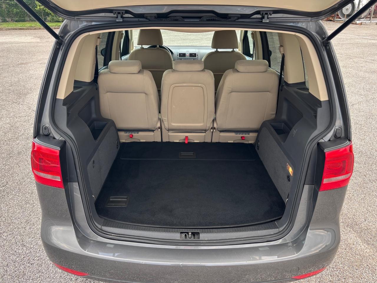 Volkswagen Touran 1.4 TSI Highline EcoFuel