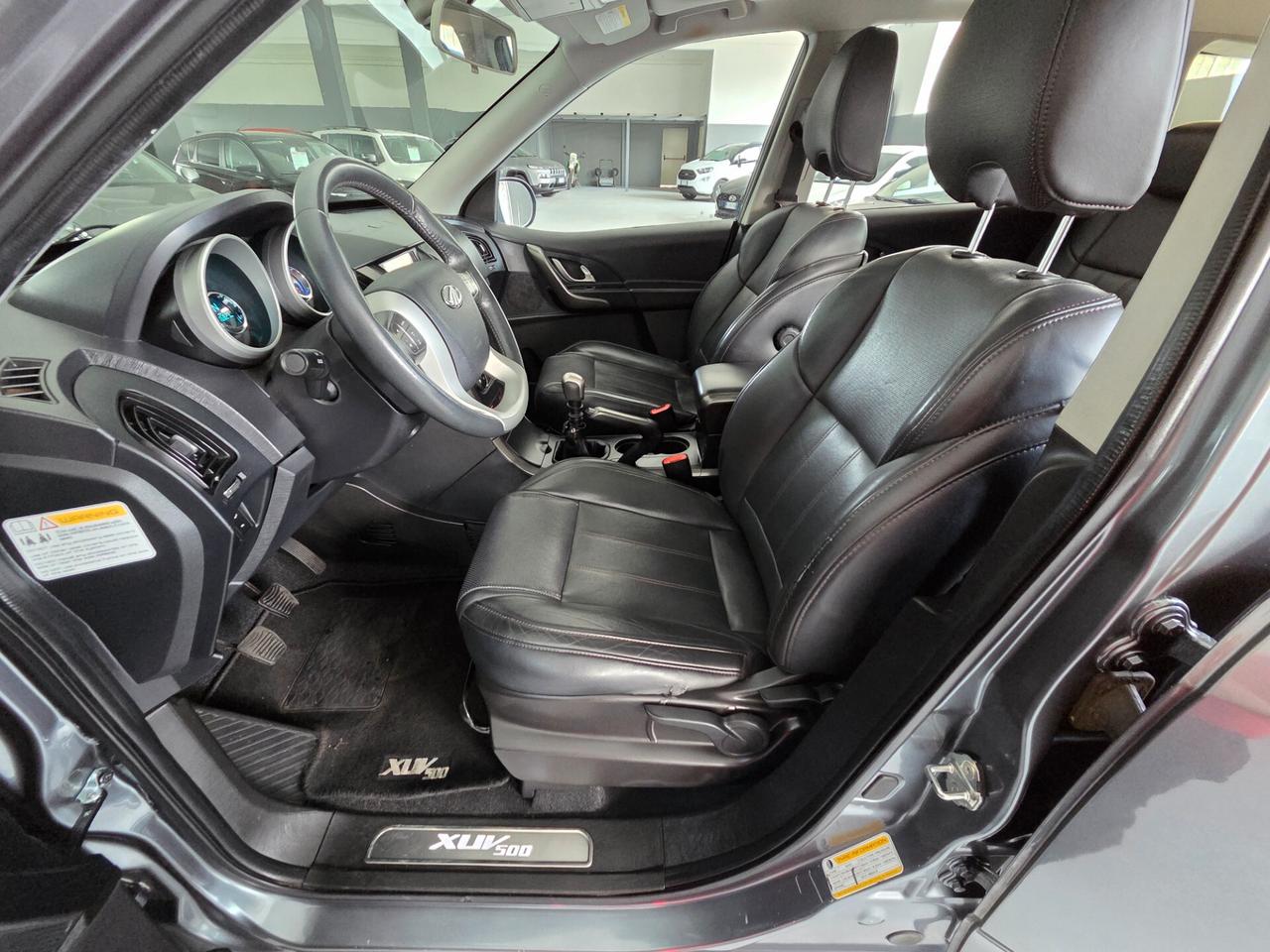 Mahindra XUV500 2.2 16V FWD W10 140cv