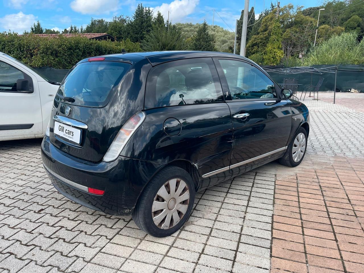 Lancia Ypsilon 1.2 Argento