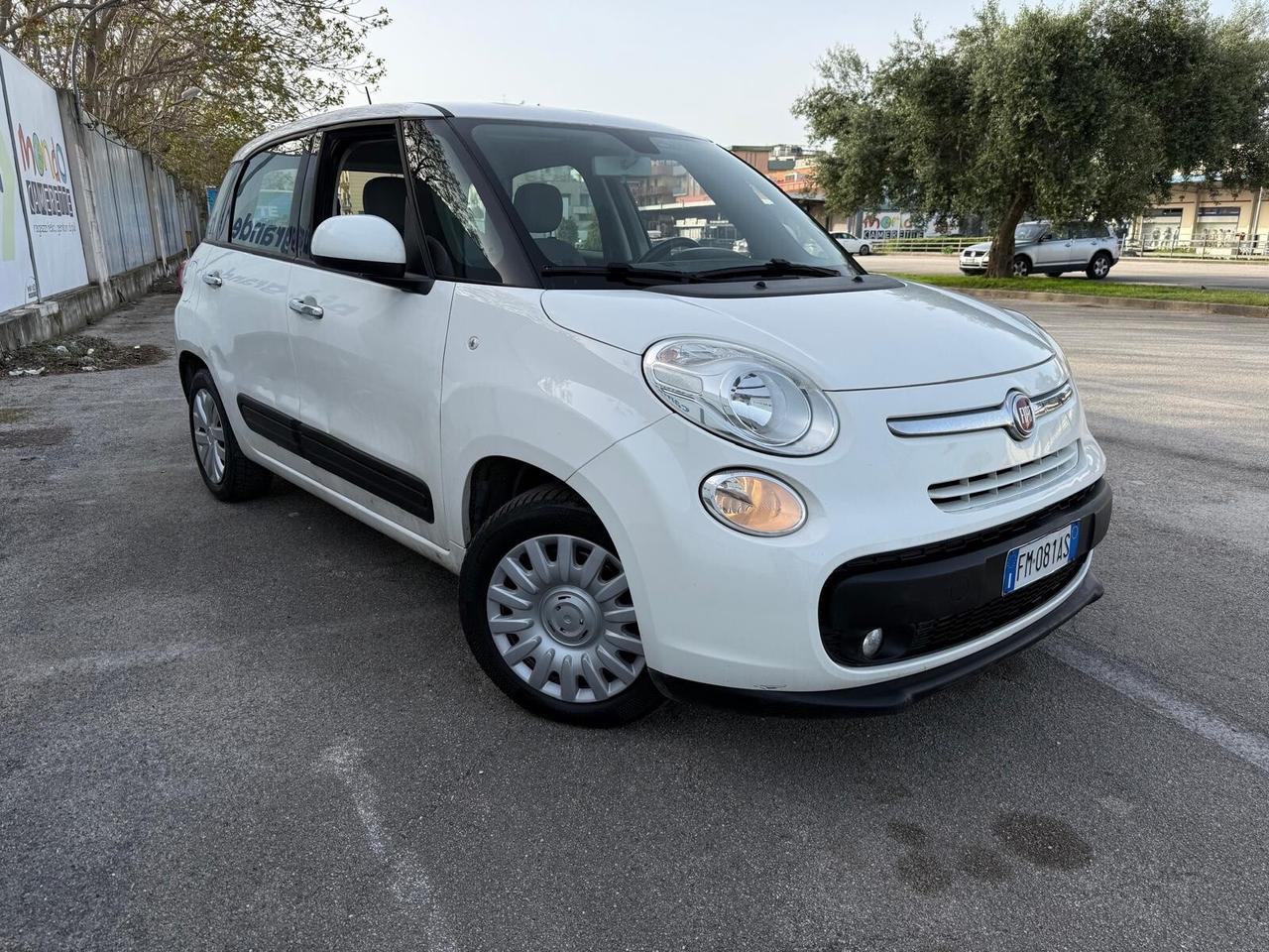 Fiat 500L 1.6 Multijet 120 CV Lounge n1 autocarro con posti