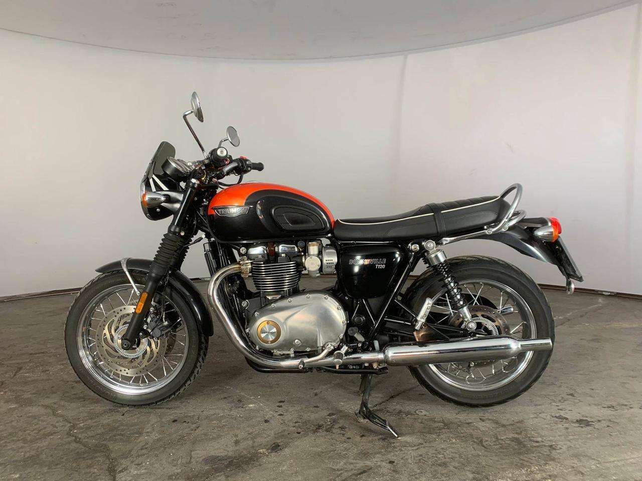 TRIUMPH Bonneville - Bonneville 1200 T120 Abs my16