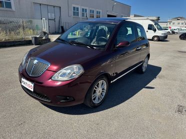 Lancia Ypsilon 1.3 MJT 90Cv. CAMBIO AUTOMATICO