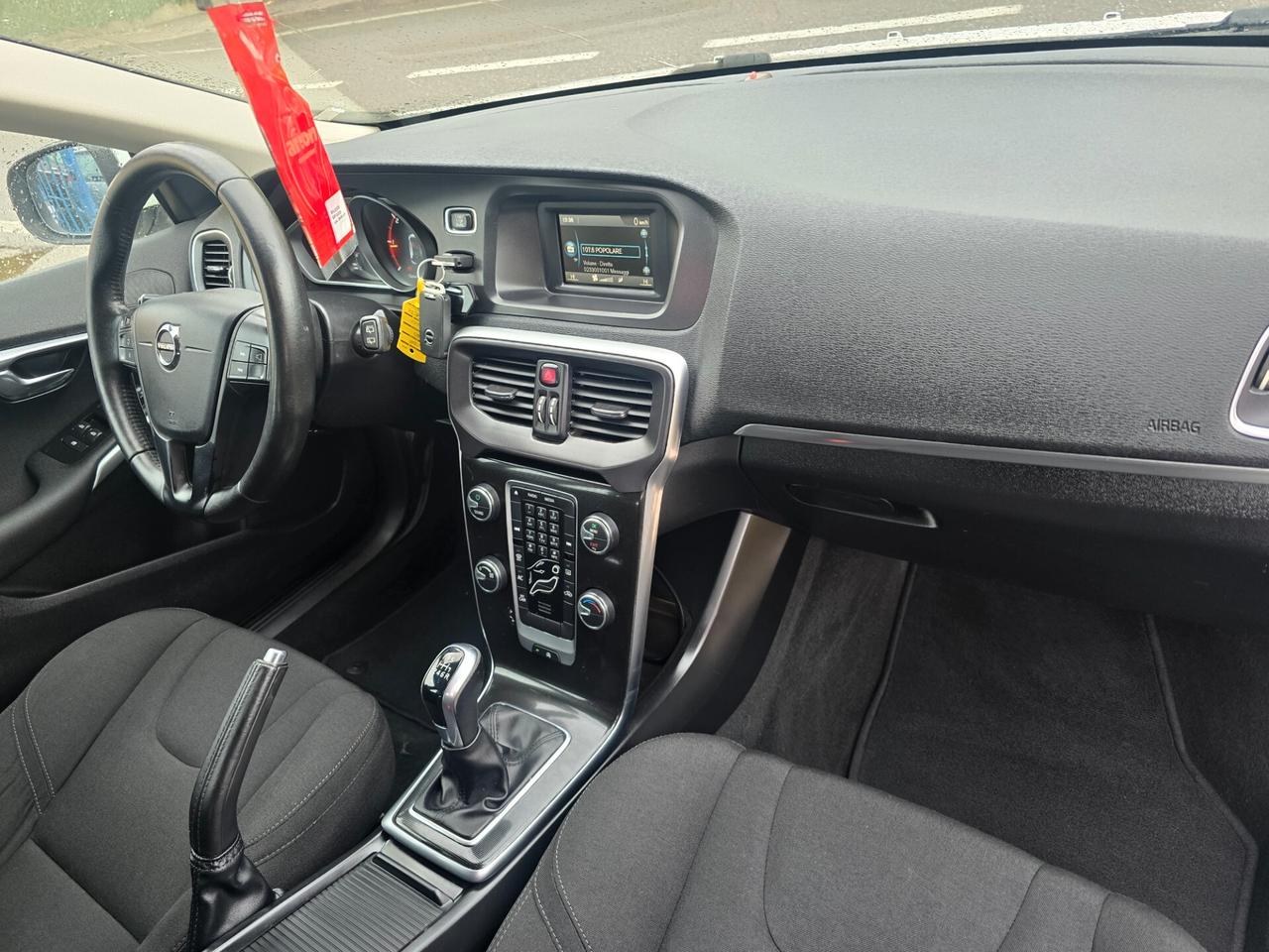 Volvo V40 D2