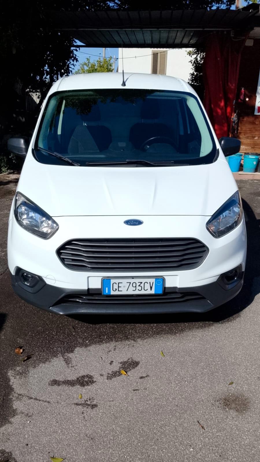 Ford Transit Courier 1.5 TDCi 75CV Van Entry