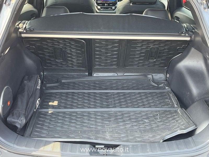 Toyota Corolla Cross 2.0H (197 CV) E-CVT Lounge 4WD