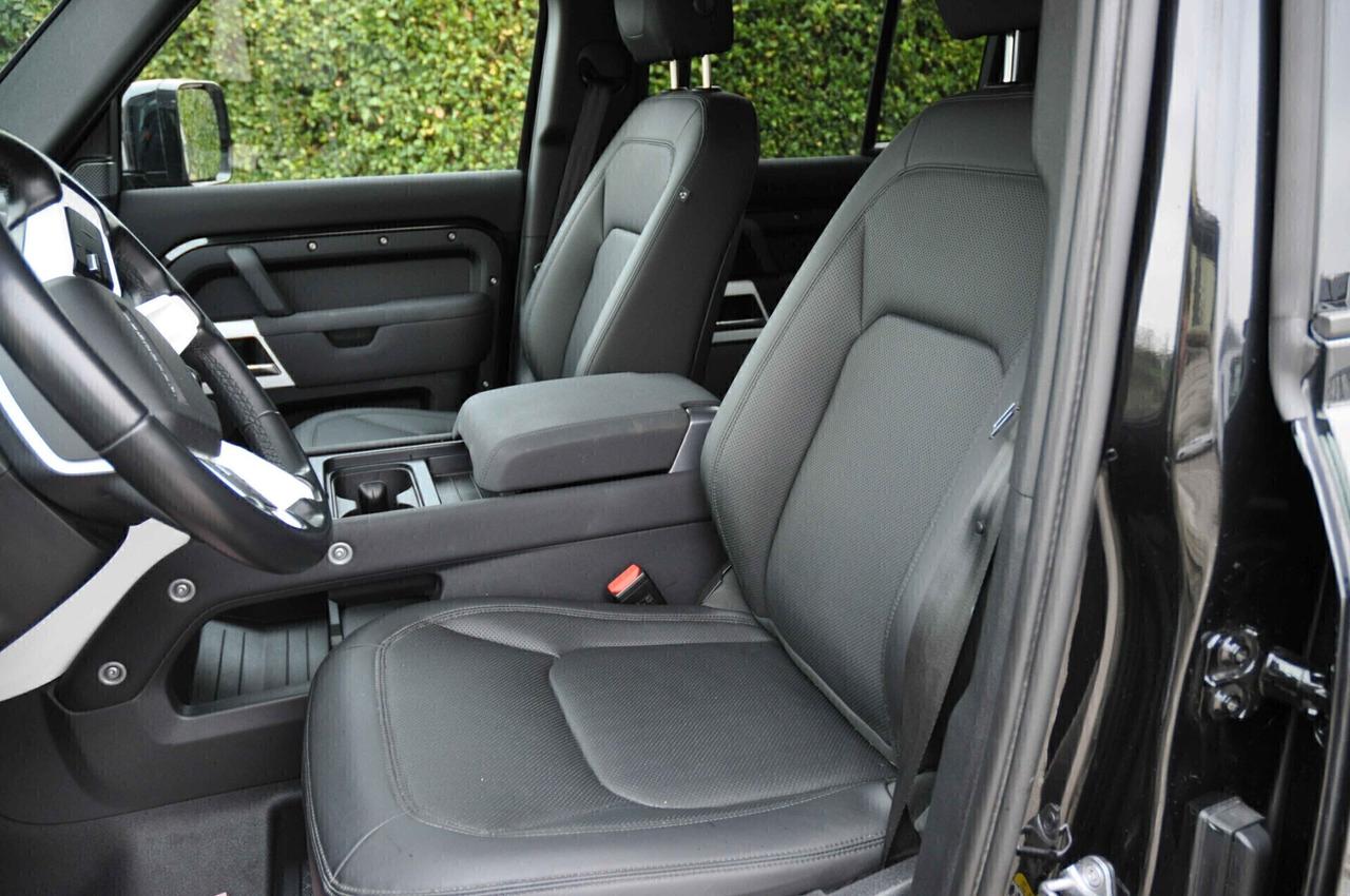 Land Rover Defender 110 3.0D I6 200 CV AWD Automatica SE