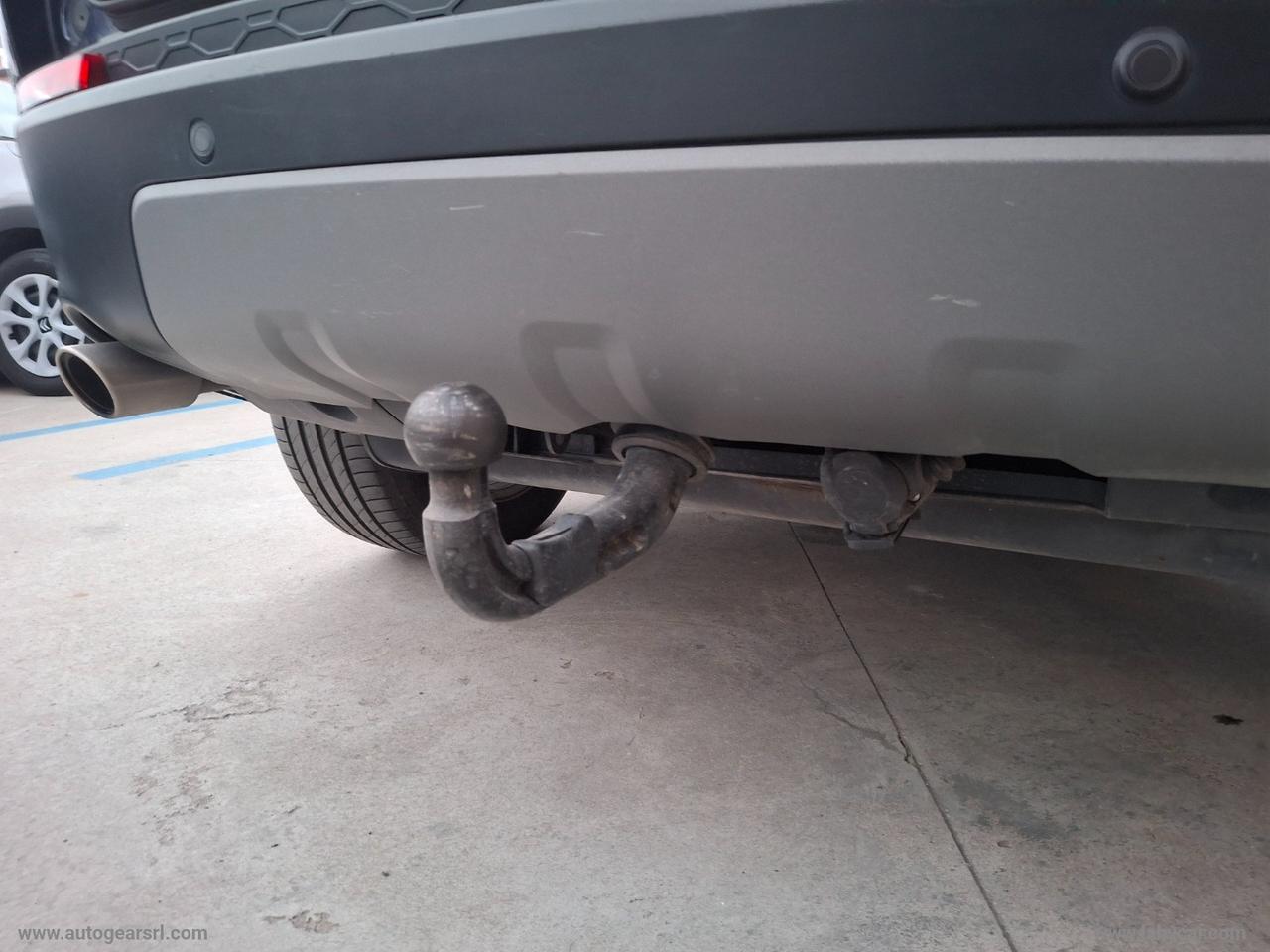 LAND ROVER Discovery Sport 2.0 TD4 150CV - GANCIO TRAINO