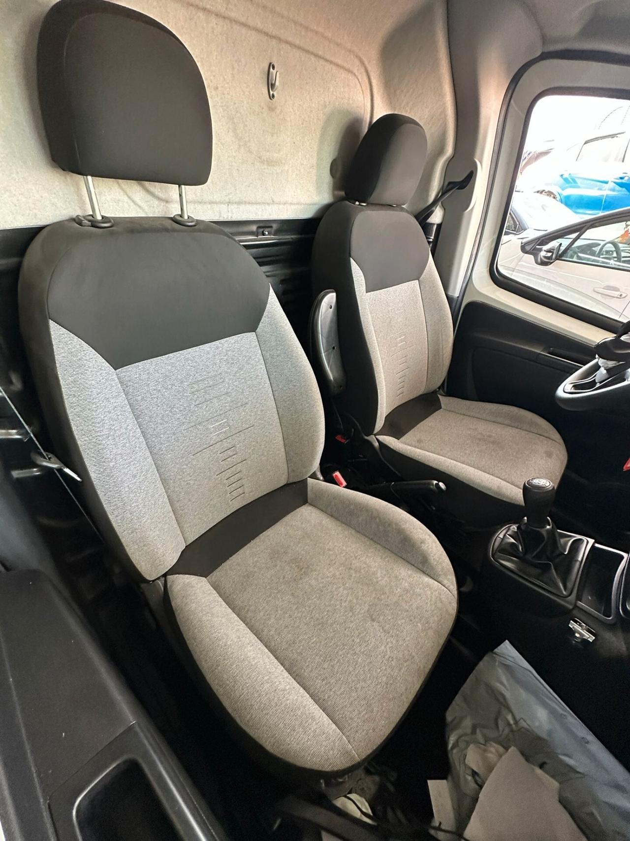 Fiat Fiorino 1.3 MJT 95CV Cargo SX