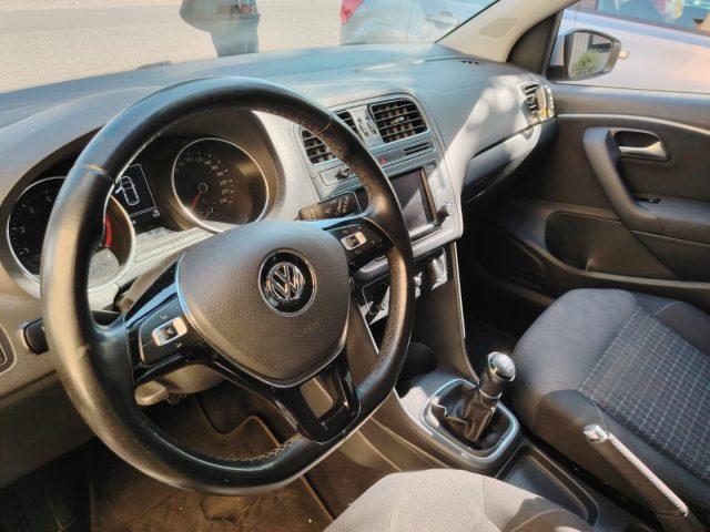 VOLKSWAGEN Polo 1.0 MPI 75 CV 5p. R-Line FULL OPTIONAL-NEOPAT.