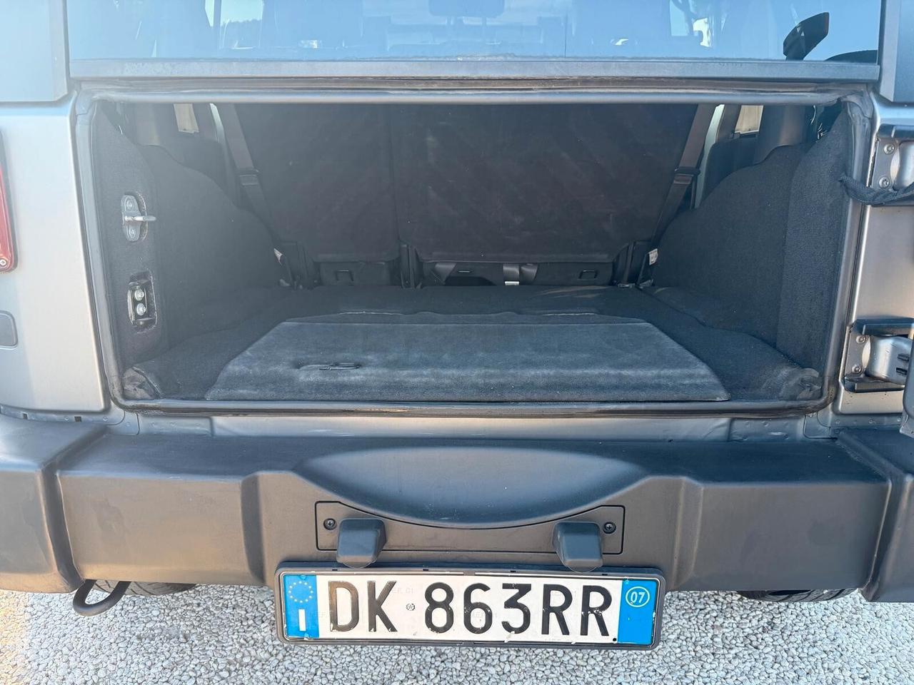 Jeep Wrangler Unlimited 2.8 CRD Sport Auto