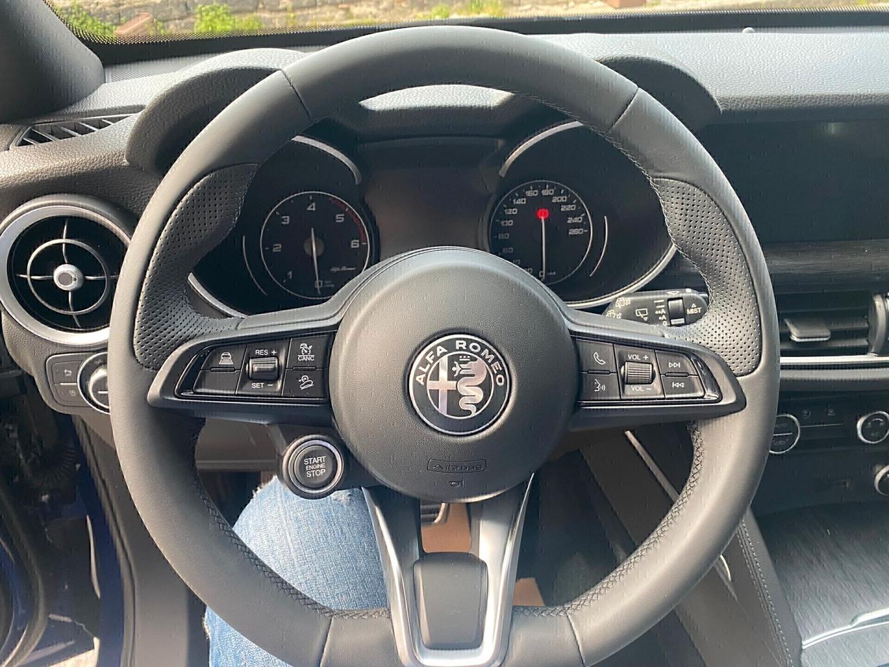 Alfa Romeo Stelvio 2.2 Turbodiesel 160 CV AT8 RWD Sprint