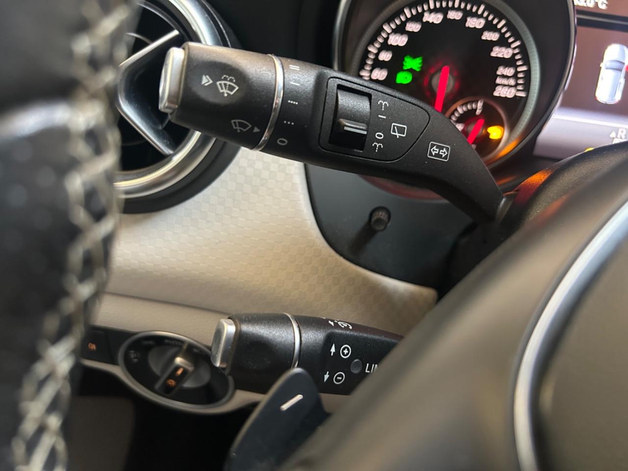 Mercedes-benz A 180 d Automatic Premium