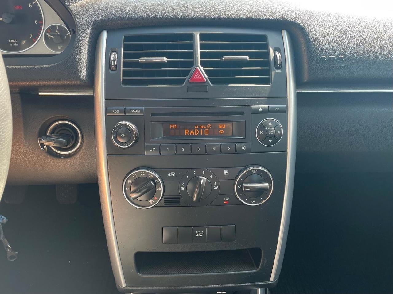 Mercedes-benz B 180 B 180 NGT BlueEFFICIENCY