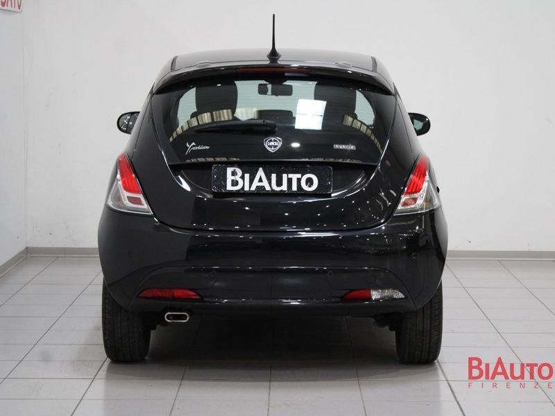 Lancia Ypsilon Ypsilon 1.0 firefly hybrid Gold s&s 70cv 5p.ti