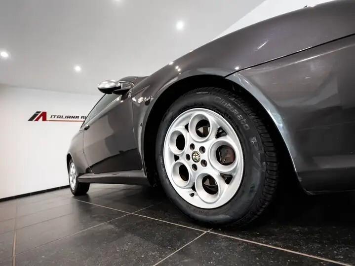 Alfa Romeo GT 1.8 16V TS Distinctive