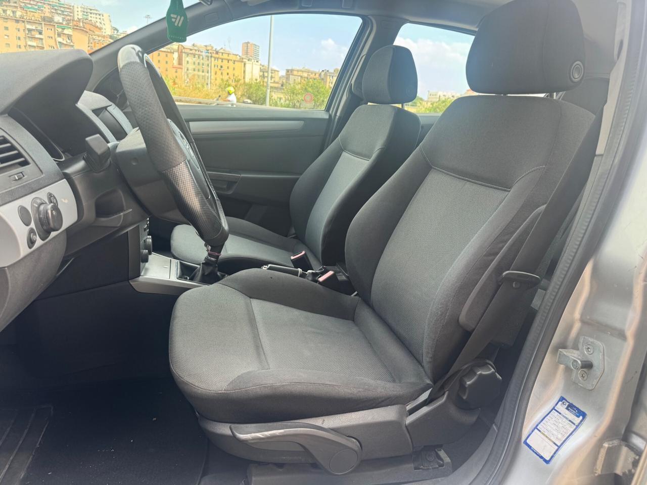 Opel Astra 1.4 16V Twinport 5 porte Enjoy