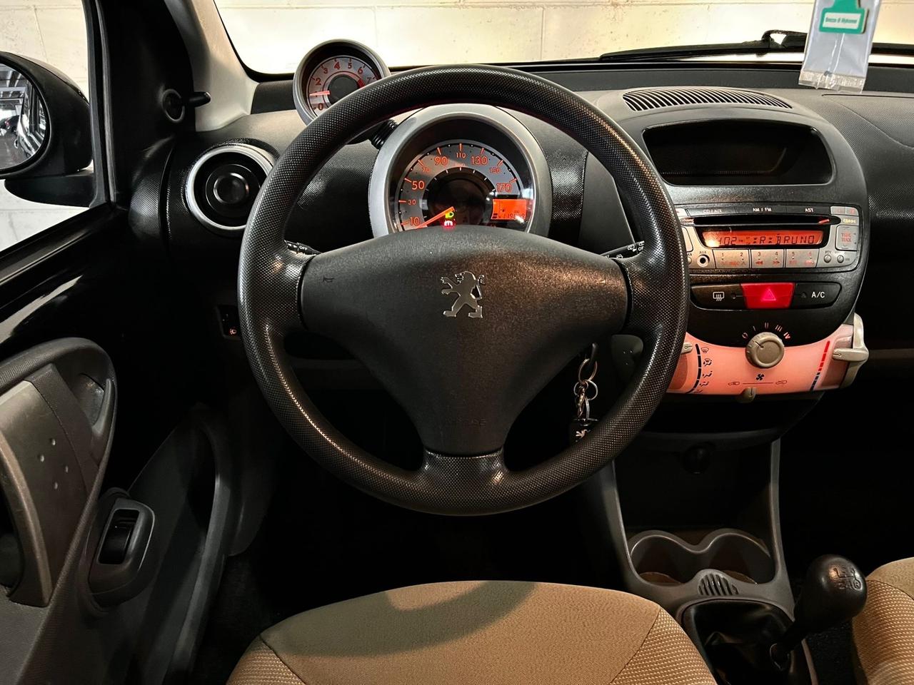 Peugeot 107 1.0 68CV 5p. Sweet Years