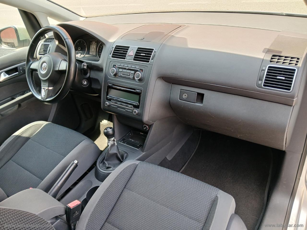 VOLKSWAGEN Touran 1.6 TDI 105 CV 7 POSTI