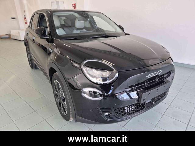 FIAT 600 Hybrid 100 CV DCT MHEV La Prima