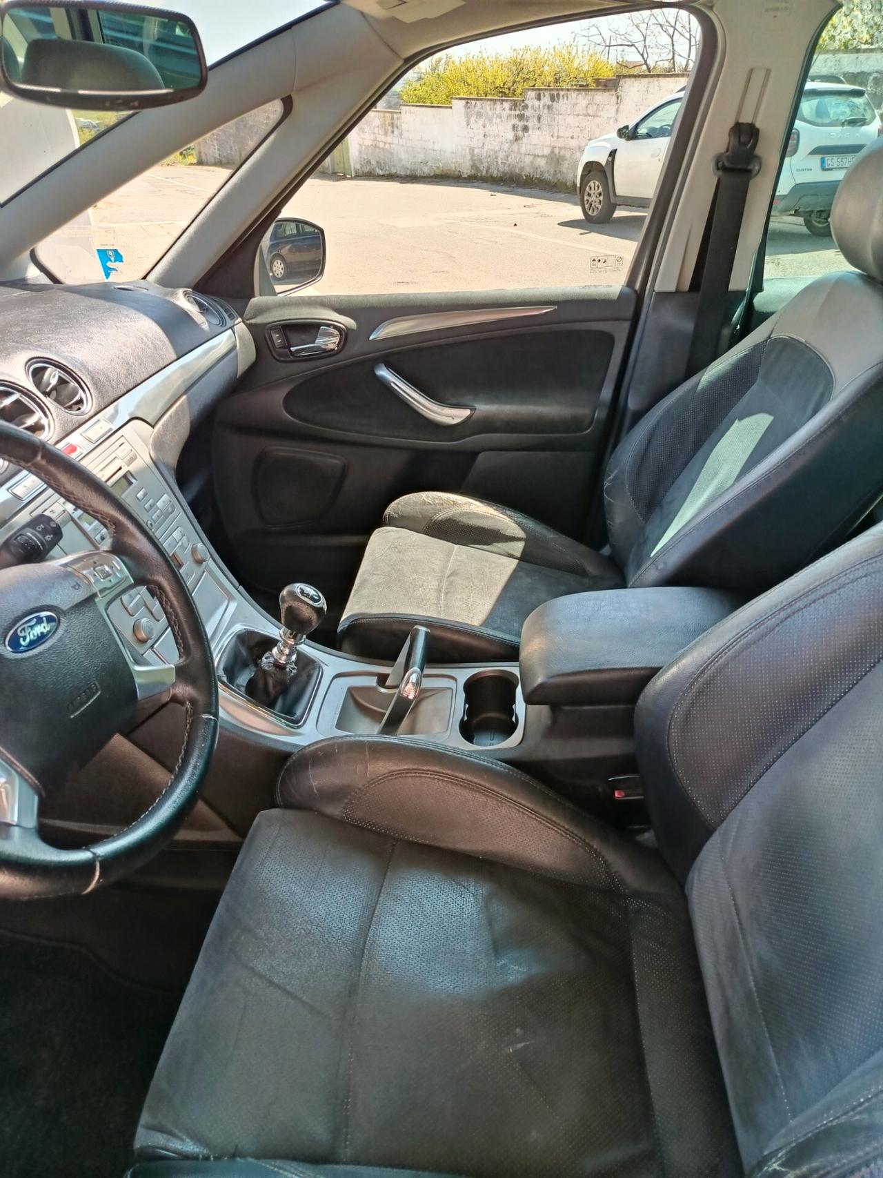 Ford S-Max 2.0 TDCi 140CV Titanium