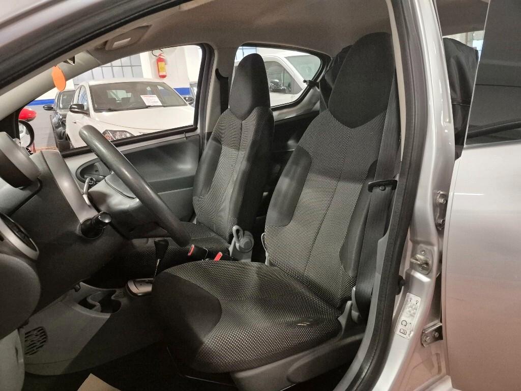 Toyota Aygo 1.0 12V VVT-i 5 porte Now Connect