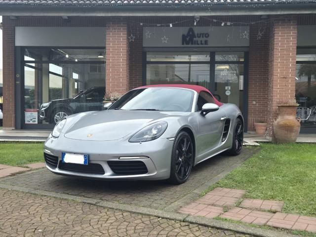 PORSCHE 718 Spyder 2.0