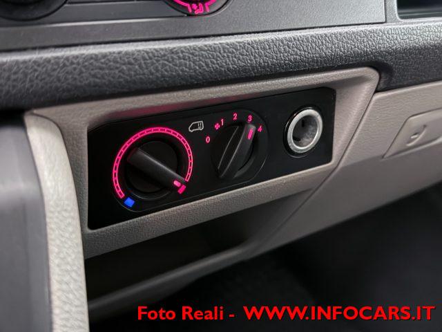 VOLKSWAGEN Caravelle 2.0 TDI 102CV 9 posti Trendline