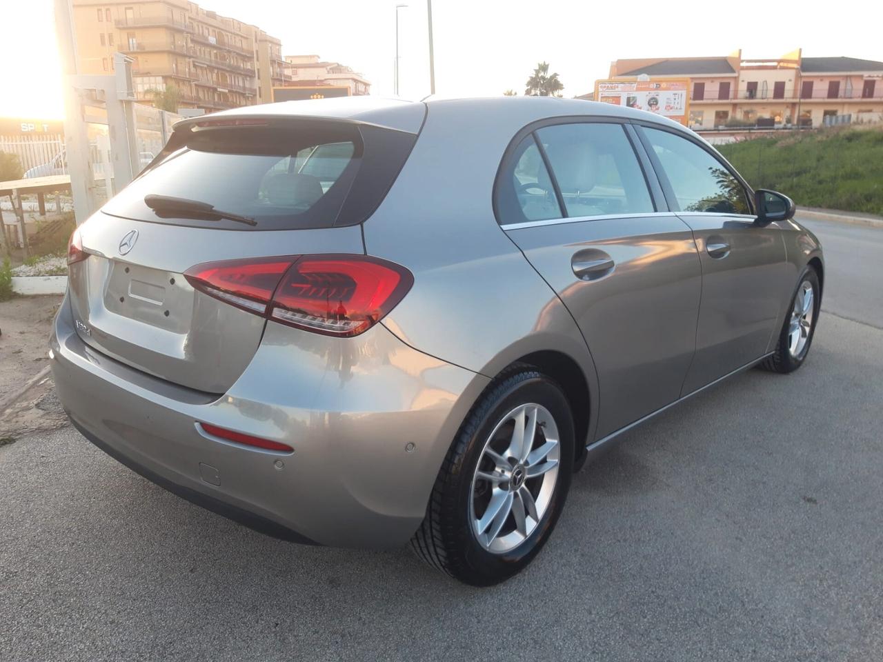 Mercedes-benz A 180 d Automatic Business Extra