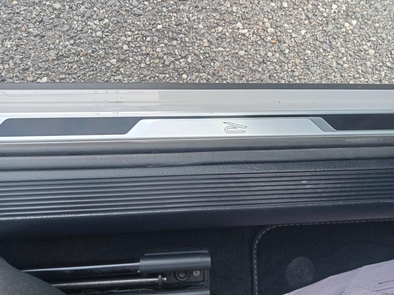 Volkswagen T-Roc 2.0 TDI SCR R-Line