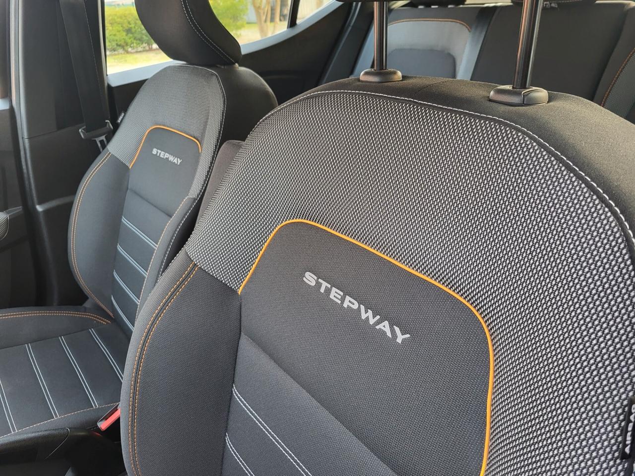 Dacia Sandero Streetway 1.0 TCe 100 CV ECO-G Comfort