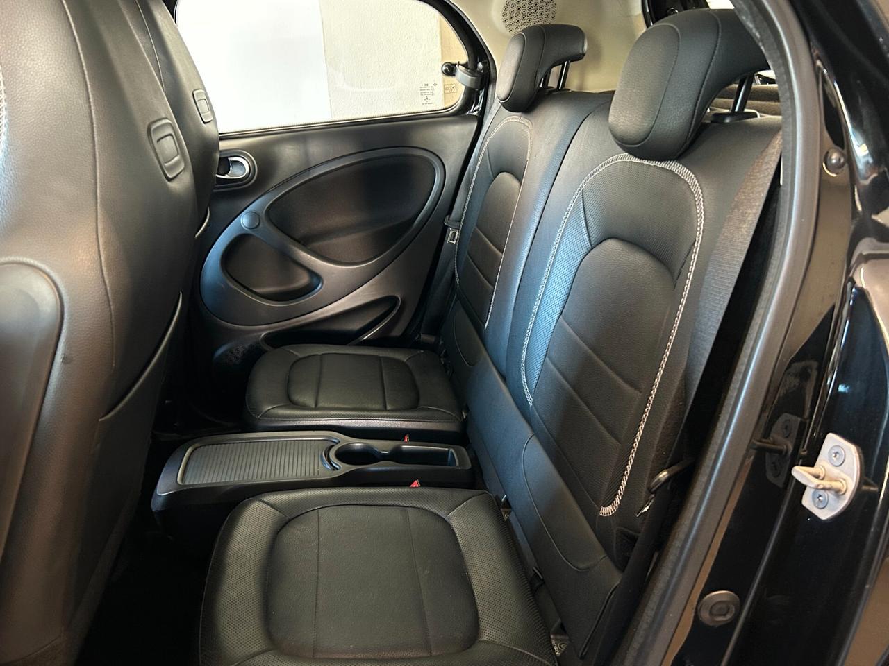 Smart ForFour BRABUS 0.9 Turbo twinamic Xclusive