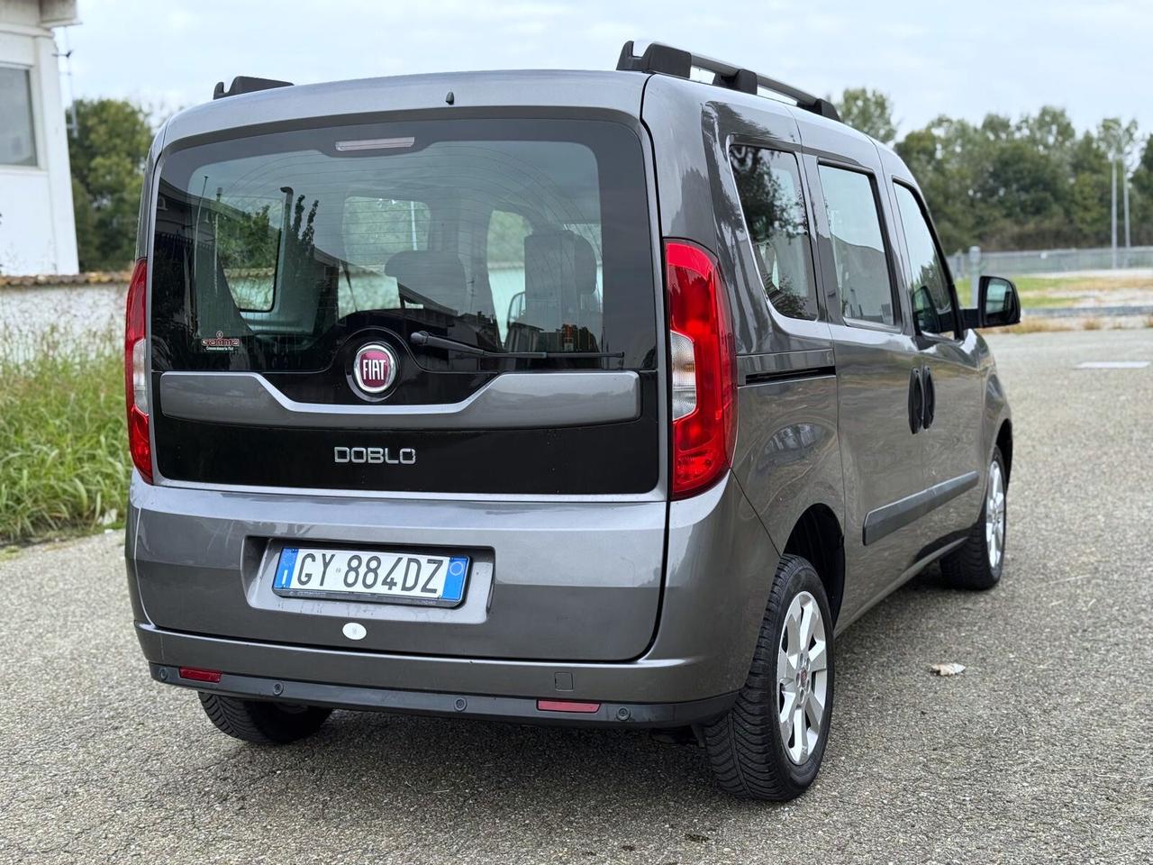 FIAT DOBLO 1.6 MJT XL PEDANA PER DISABILI