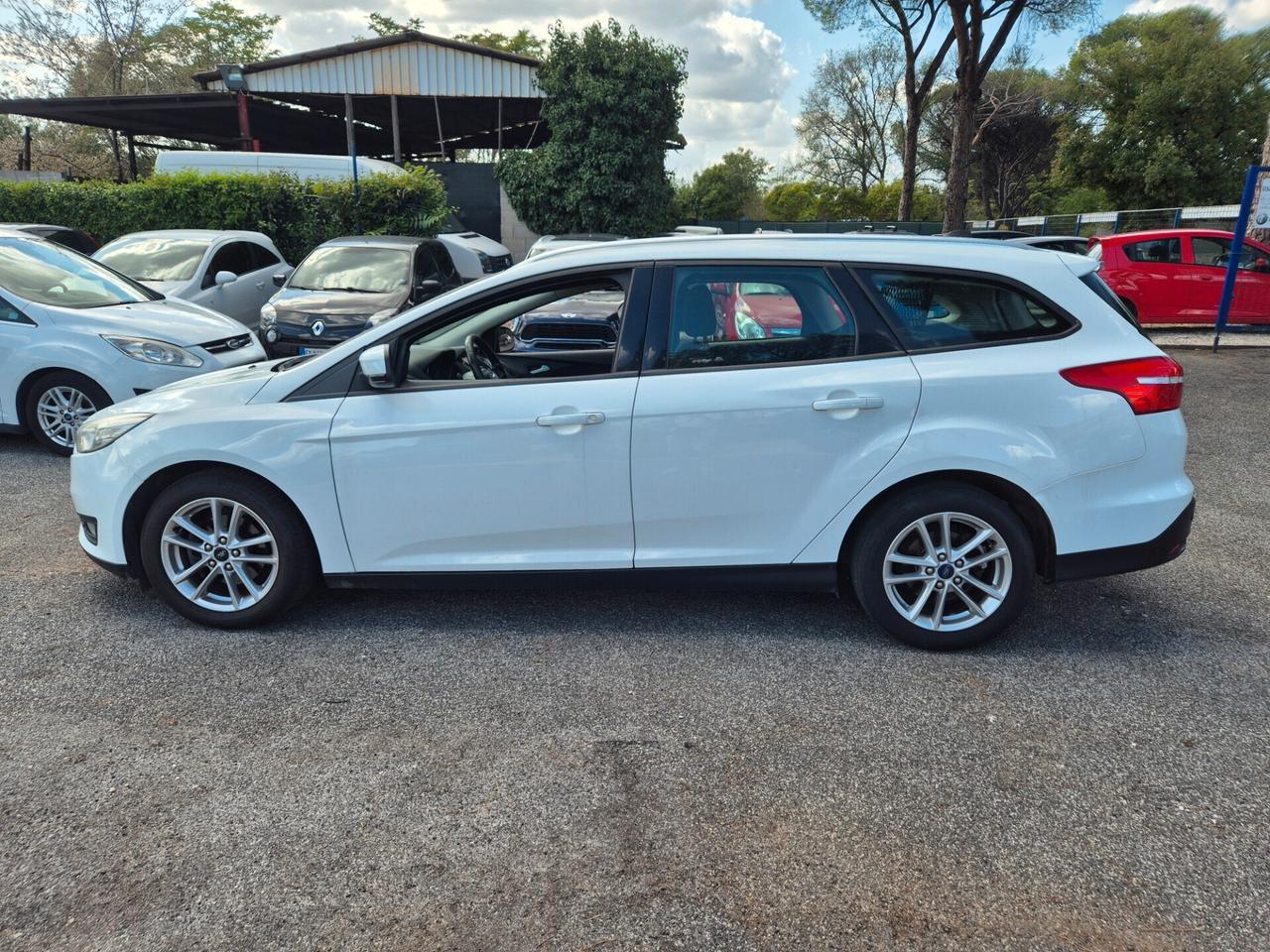 Ford Focus 1.5 TDCi 120 CV Start&Stop Powershift Titanium