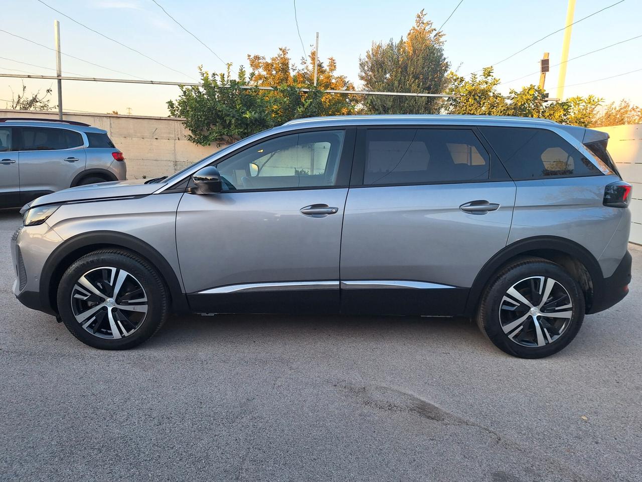 Peugeot 5008 ALLURE PACK 1.5 HDi 130cv EAT8 "VERSIONE AGGIORNATA" - 2024