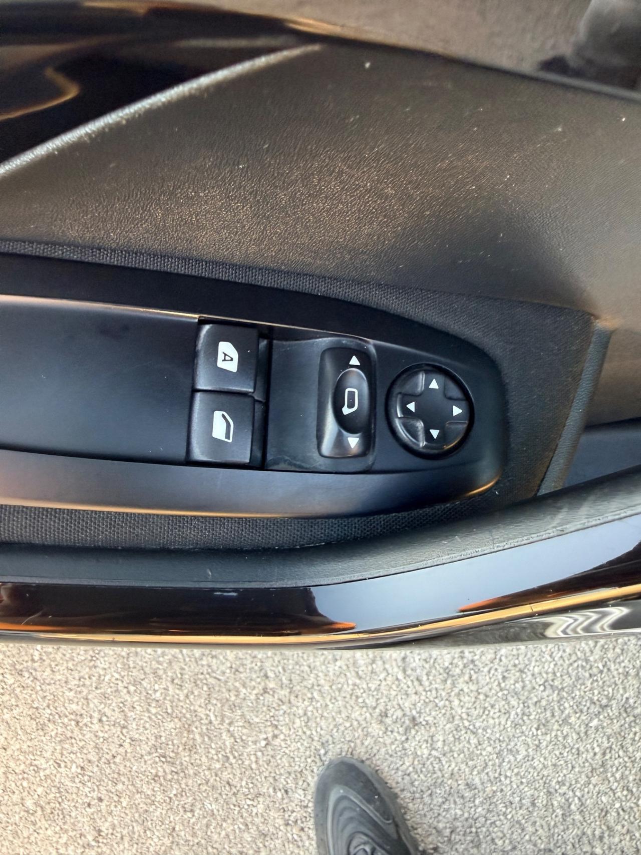 Peugeot 208 PureTech 82 Stop&Start 5 porte Allure