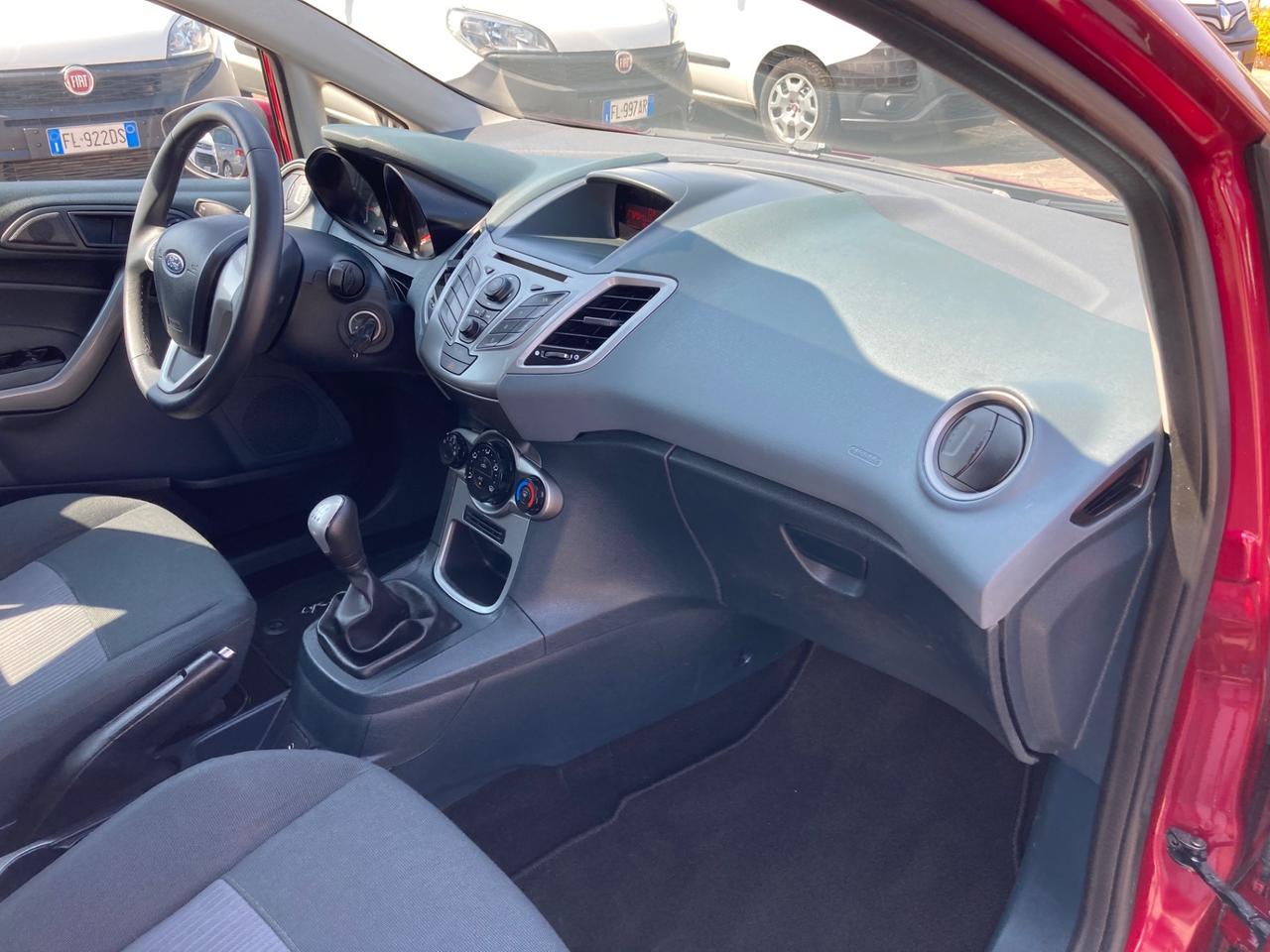 Ford Fiesta Fiesta+ 1.2 82CV 5 porte NEOPATENTATI