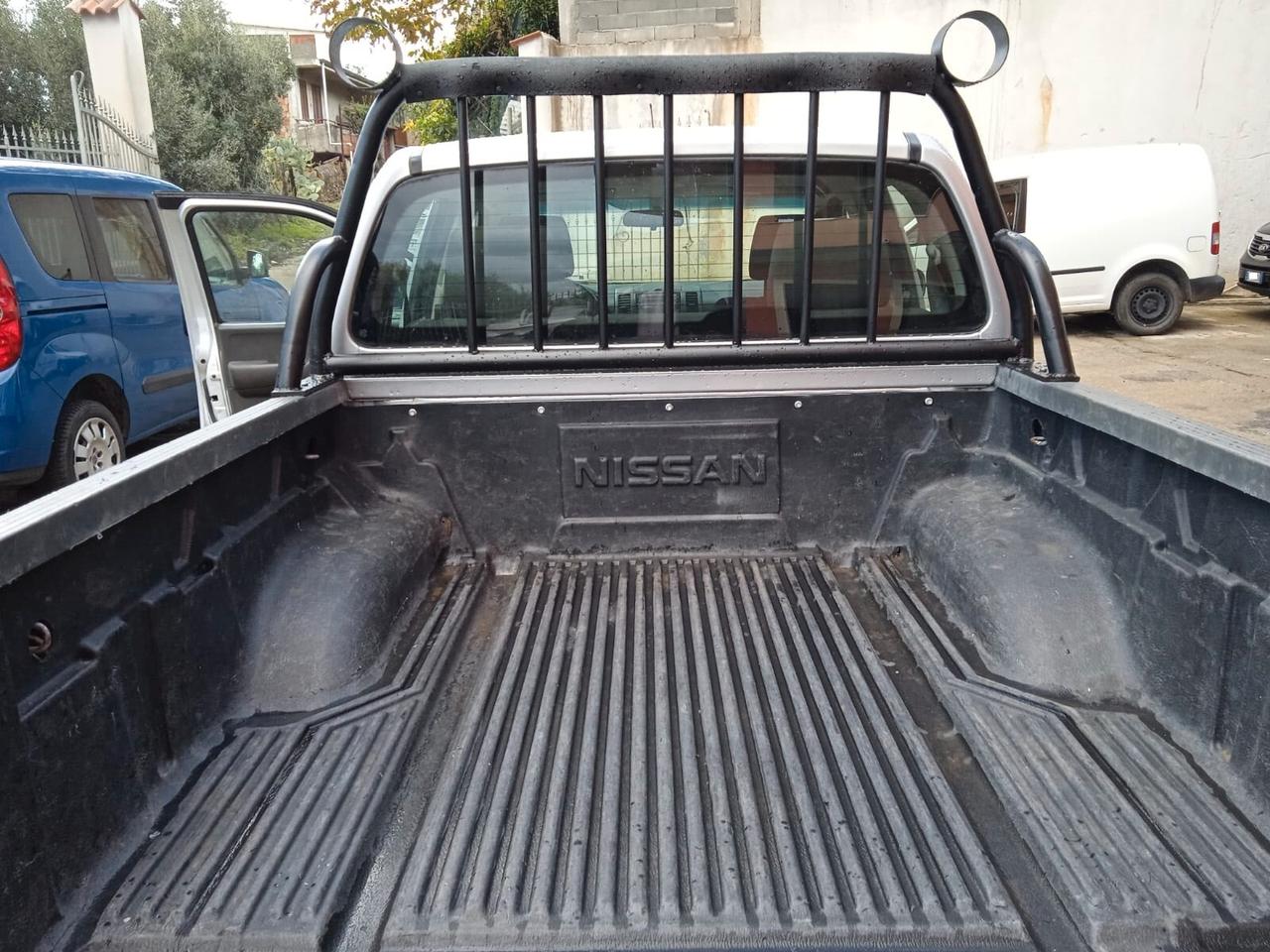 NISSAN NAVARA 4x4 2.5 dCi 171cv Double Cab 4p