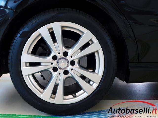 MERCEDES-BENZ CLA 200 d AUTOMATICA SPORT ''NIGHT PACK'' 2.200cc 136cv
