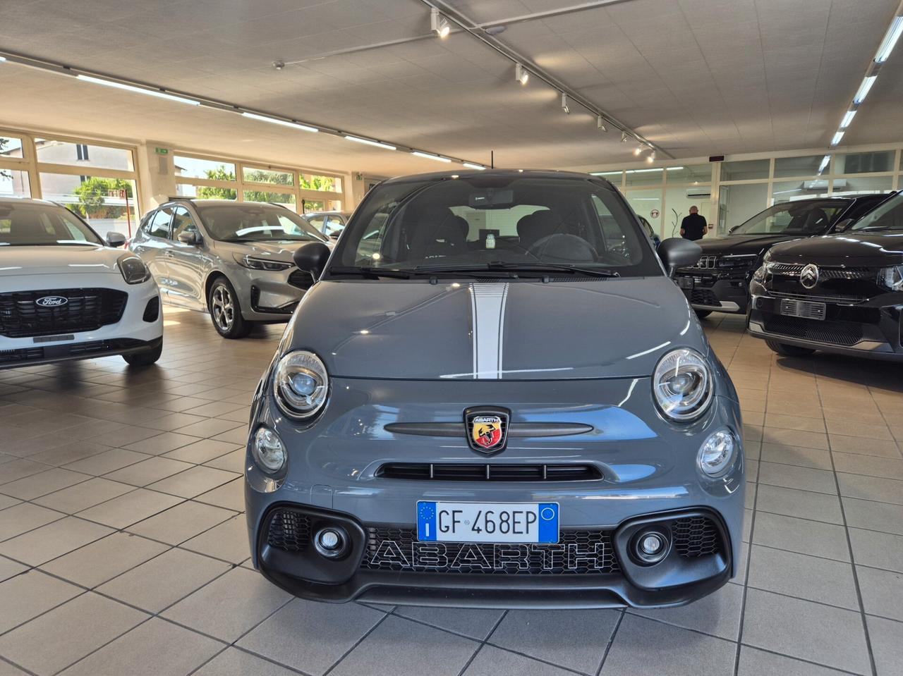 Abarth 695 1.4 Turbo T-Jet 180 CV Competizione