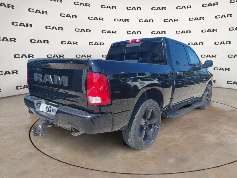 Dodge RAM MY 23 DS CLASSIC BLACK 5700 V8 395 CV GPL