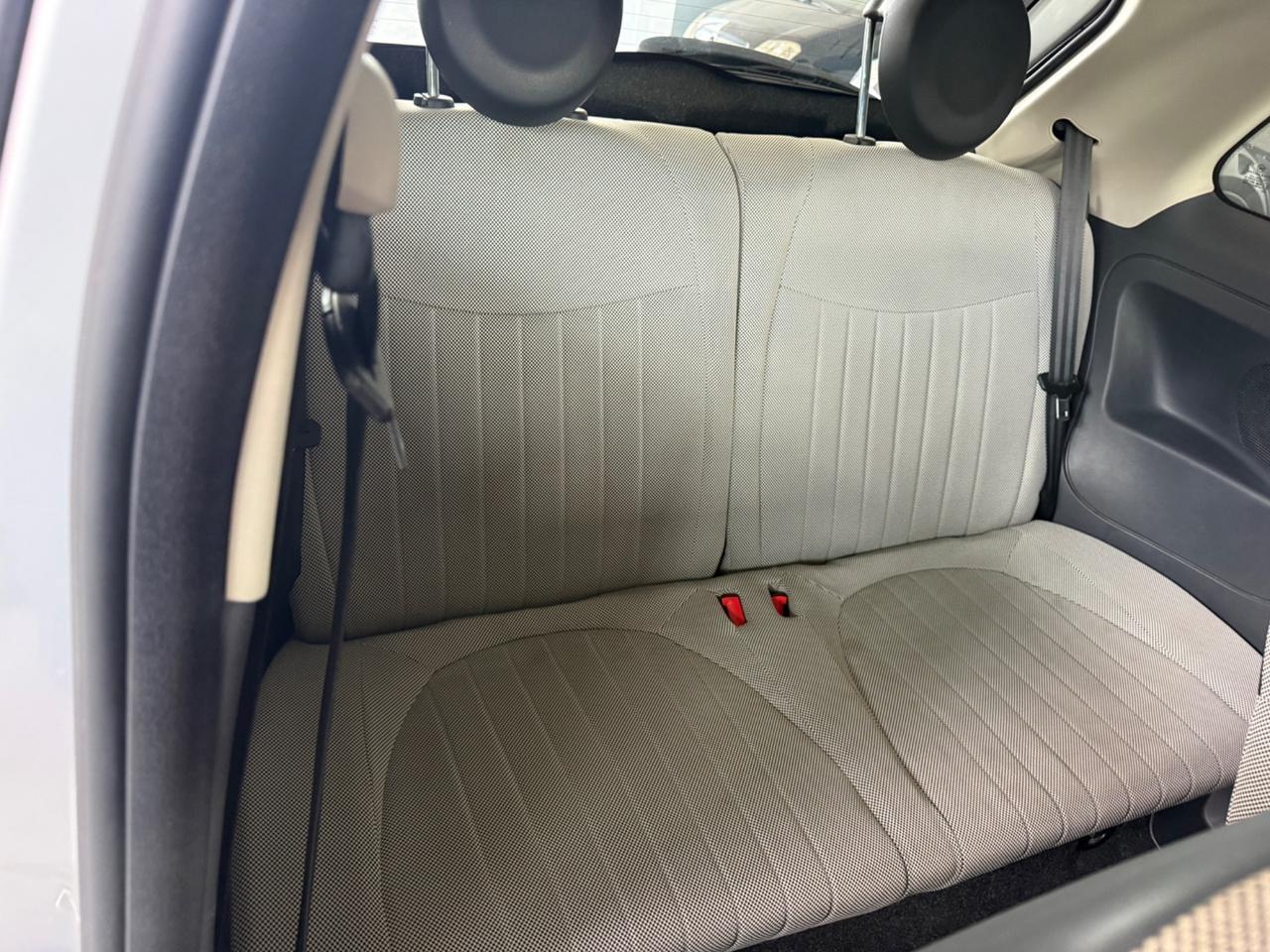 Fiat 500 1.2 LOUNGE BENZINA NEOPATENTATI