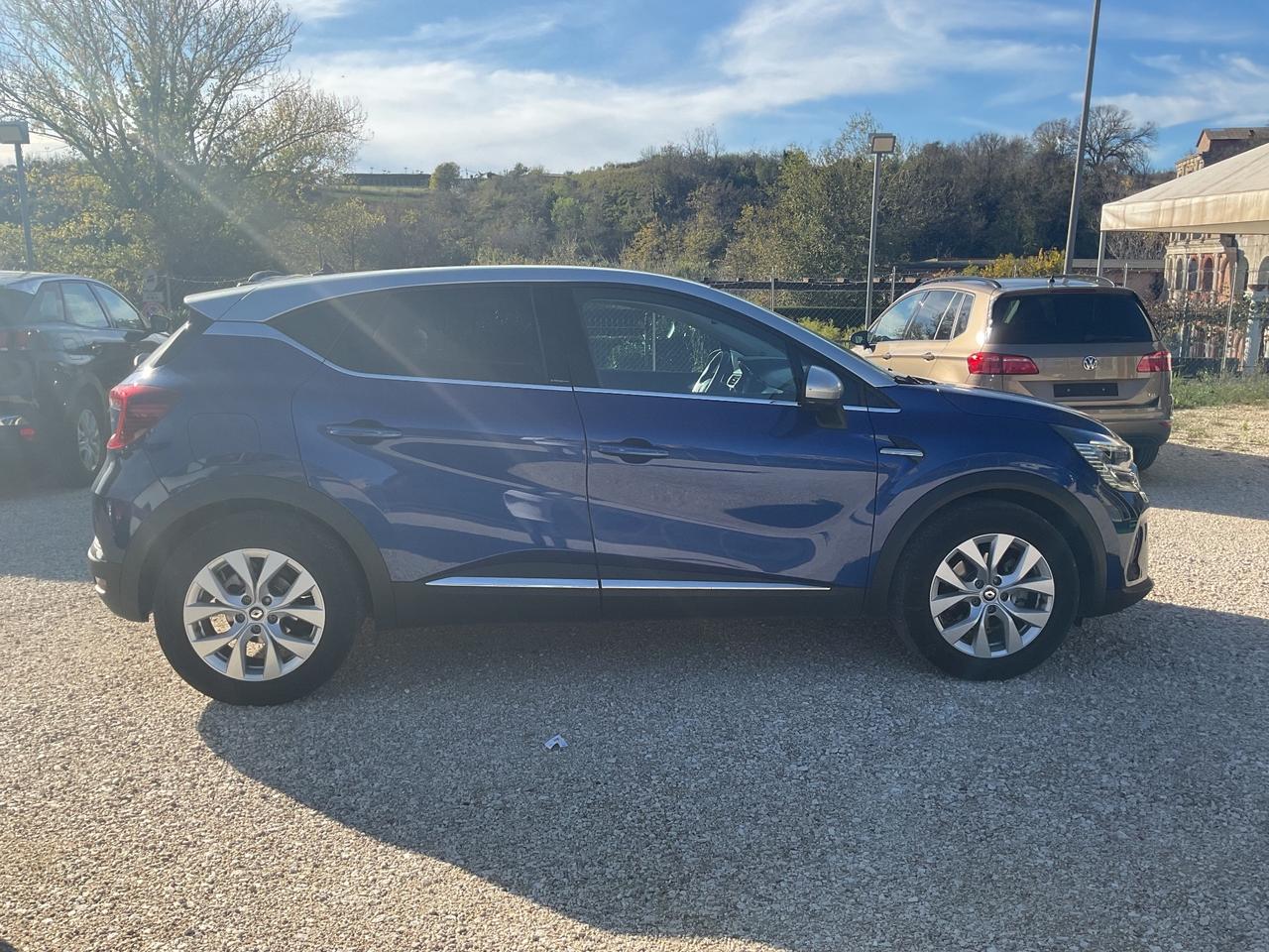 Renault Captur Full Hybrid E-Tech 145 CV Business