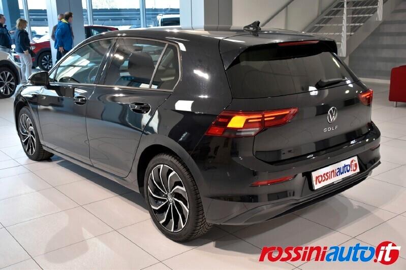 VOLKSWAGEN GOLF 8 2.0 TDI 150 CV DSG LIFE + I.Q LED R17 VENTURA