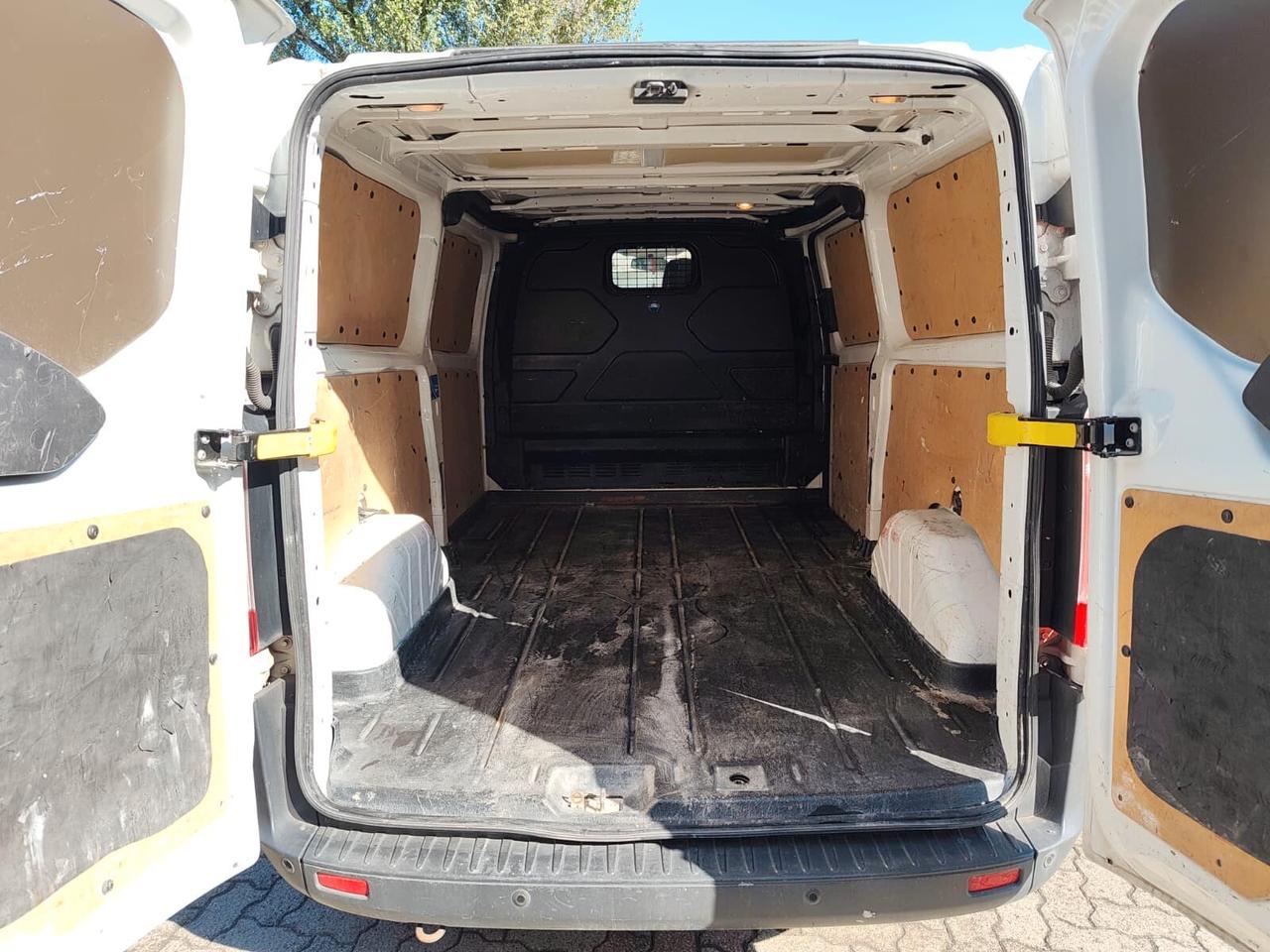FORD TRANSIT CUSTOM IVA ESPOSTA