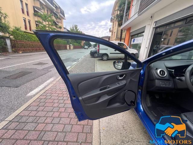 RENAULT Clio neo patentati + garanzia 12 mesi