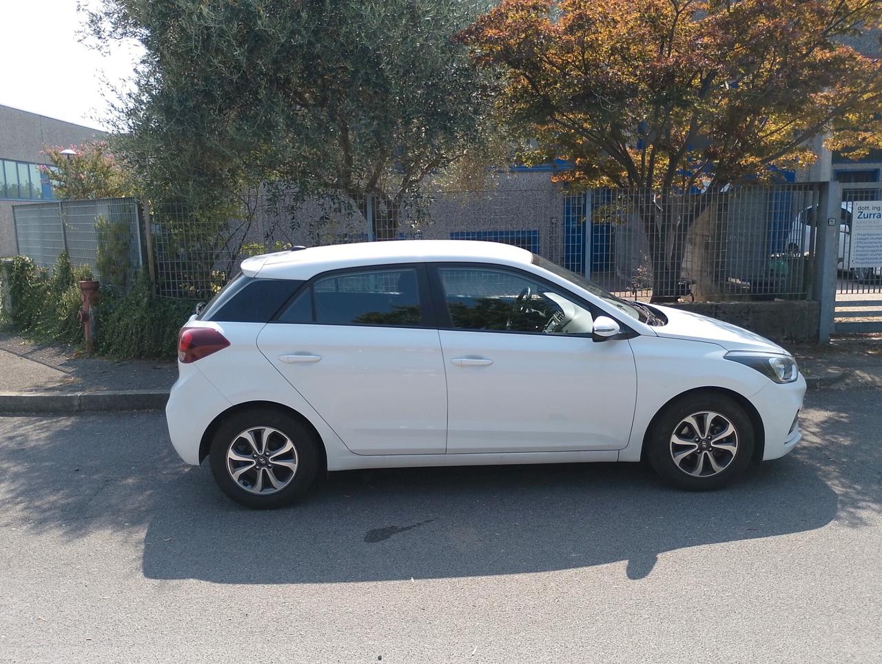 Hyundai i20 1.2 5 porte Connectline